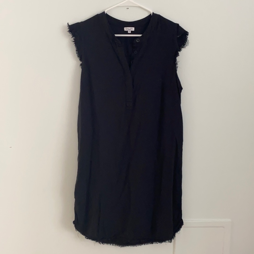 Splendid henley black dress. Size large.